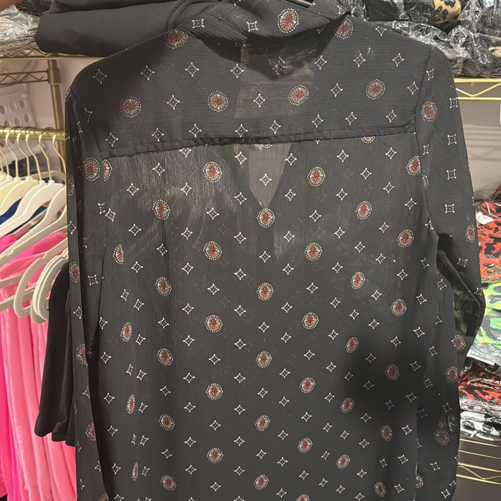 Button Down Top/Cover up - Picture 6 of 6